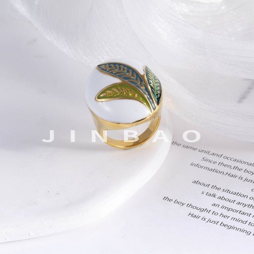 Fashionable Leaf-Shaped Stainless Steel Ring for Women | G004592