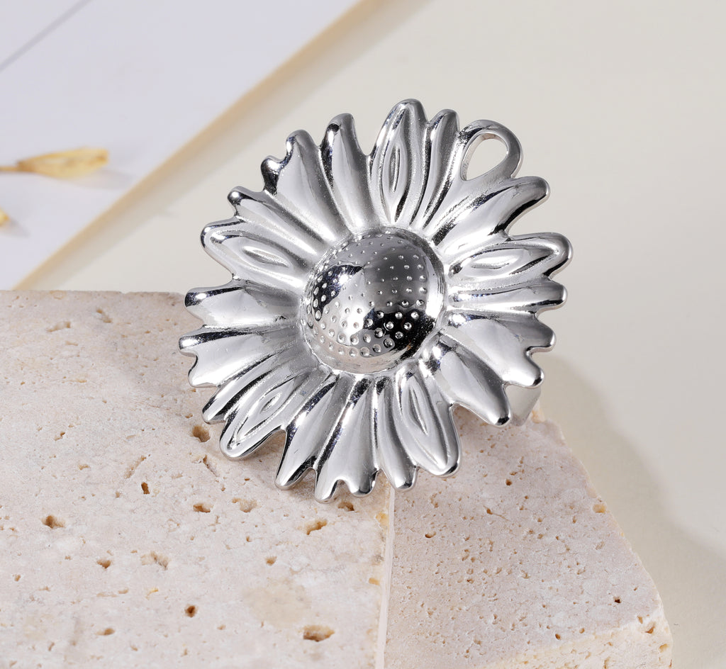 Bloom in Style - Unique Chrysanthemum Ring for Women | G005376J-