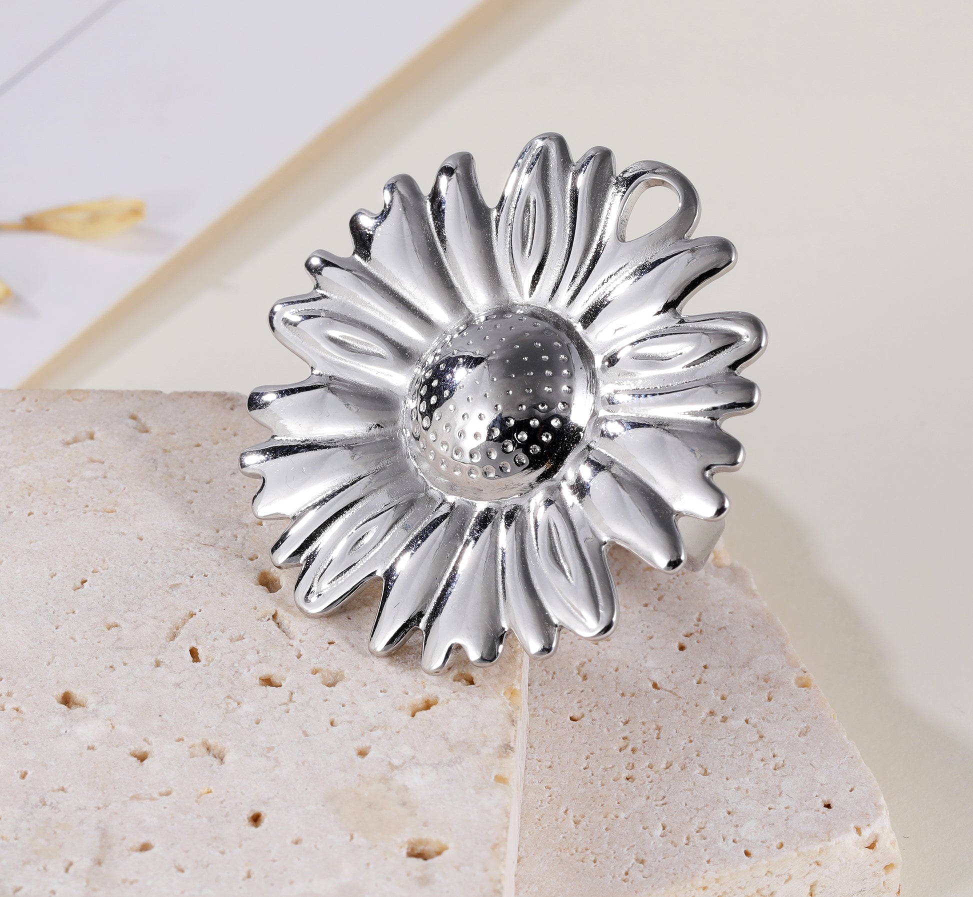 Bloom in Style - Unique Chrysanthemum Ring for Women | G005376J-