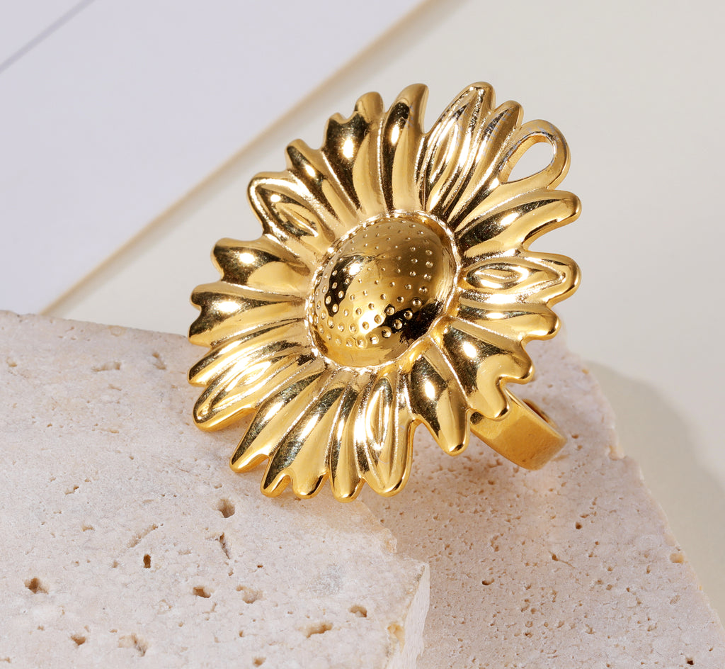 Bloom in Style - Unique Chrysanthemum Ring for Women | G005376J-
