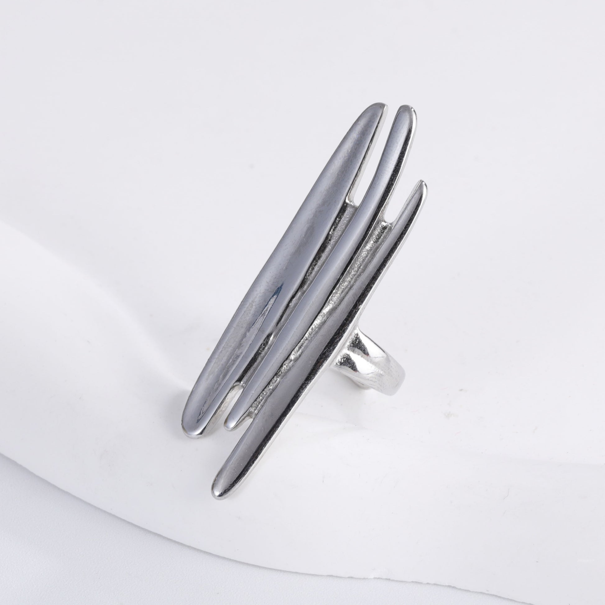 Minimalist Intersecting Stainless Steel Ring for Women | N001159