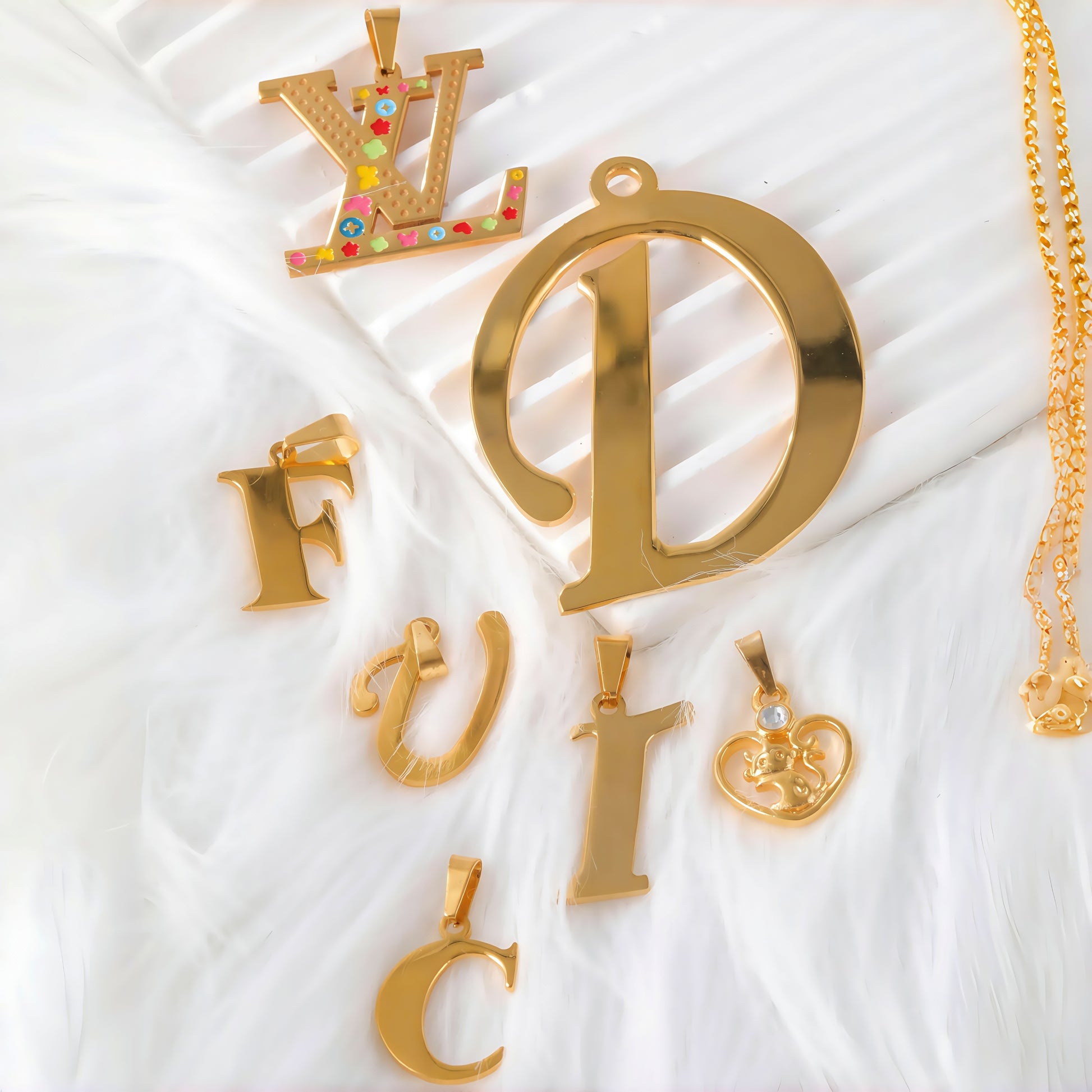 Fashion Earrings and Pendants Set Unsex Design