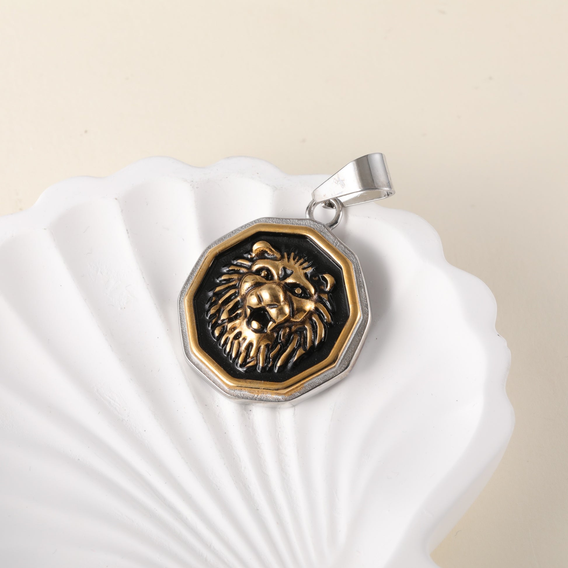Evil Lion24K gold-plated stainless steel pendant, non-allergenic and non-fading