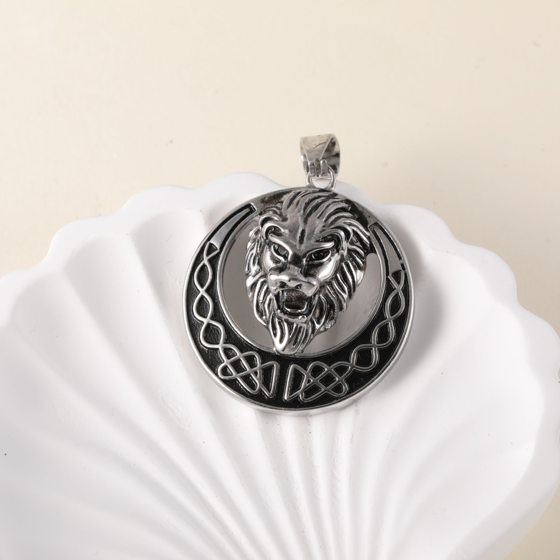 Evil Lion24K gold-plated stainless steel pendant, non-allergenic and non-fading