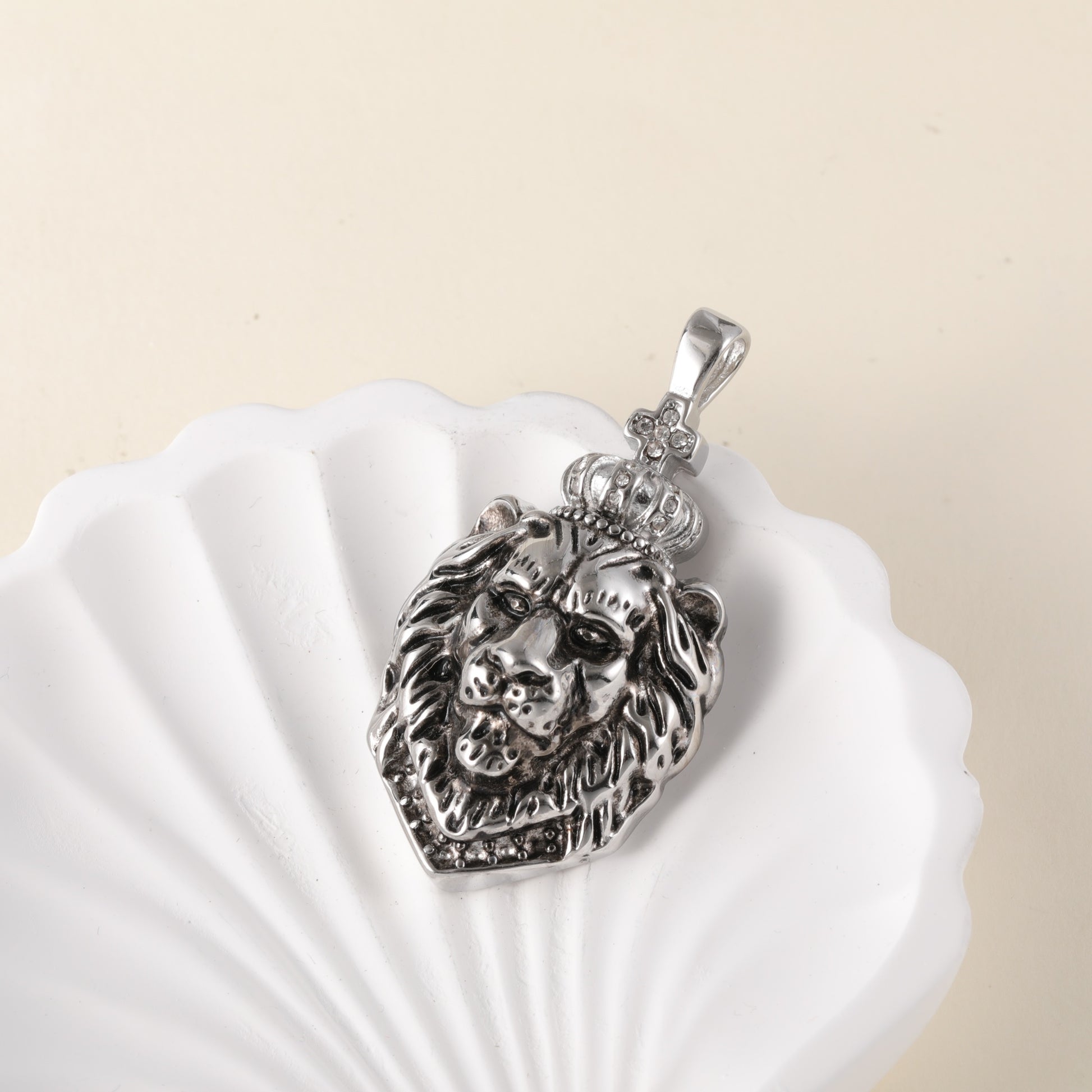 Evil Lion24K gold-plated stainless steel pendant, non-allergenic and non-fading