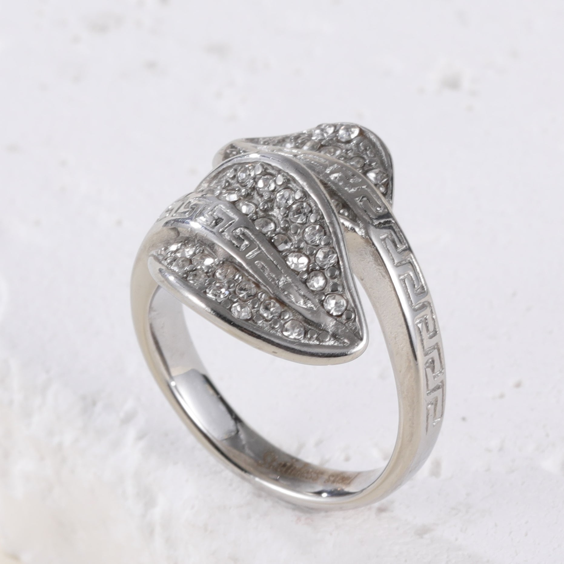 Leaf Shape Diamond Stainless Steel Women's Ring丨G003153
