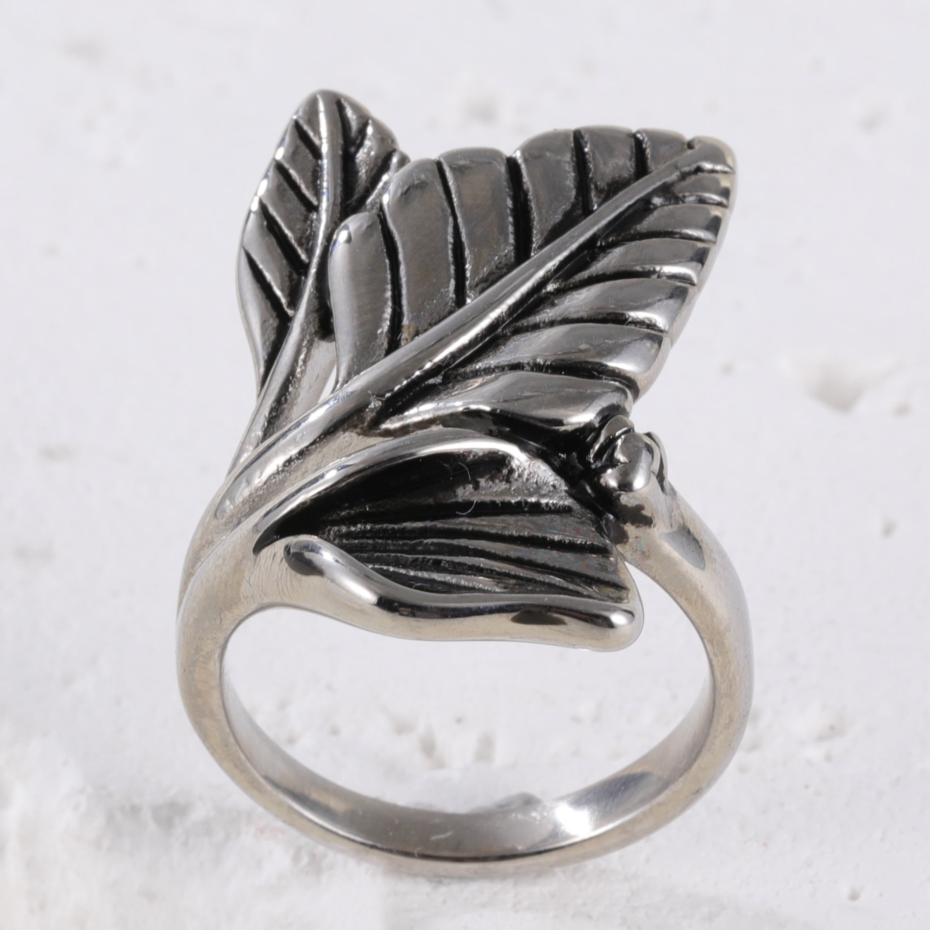 Simple Natural Leaf Silver Stainless Steel Women's Ring丨K07151