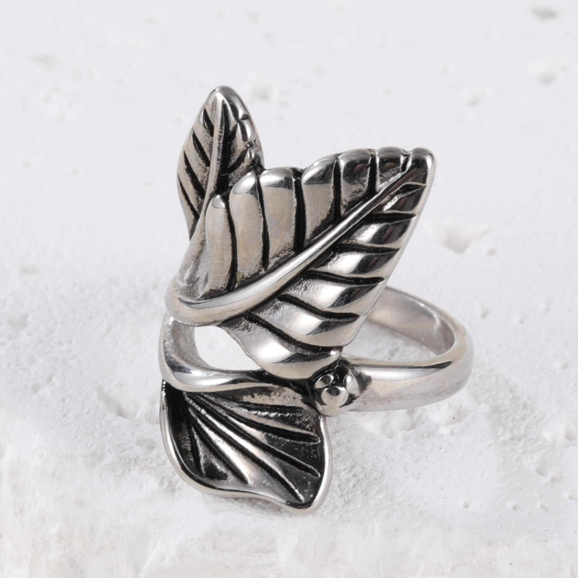 Simple Natural Leaf Silver Stainless Steel Women's Ring丨K07151