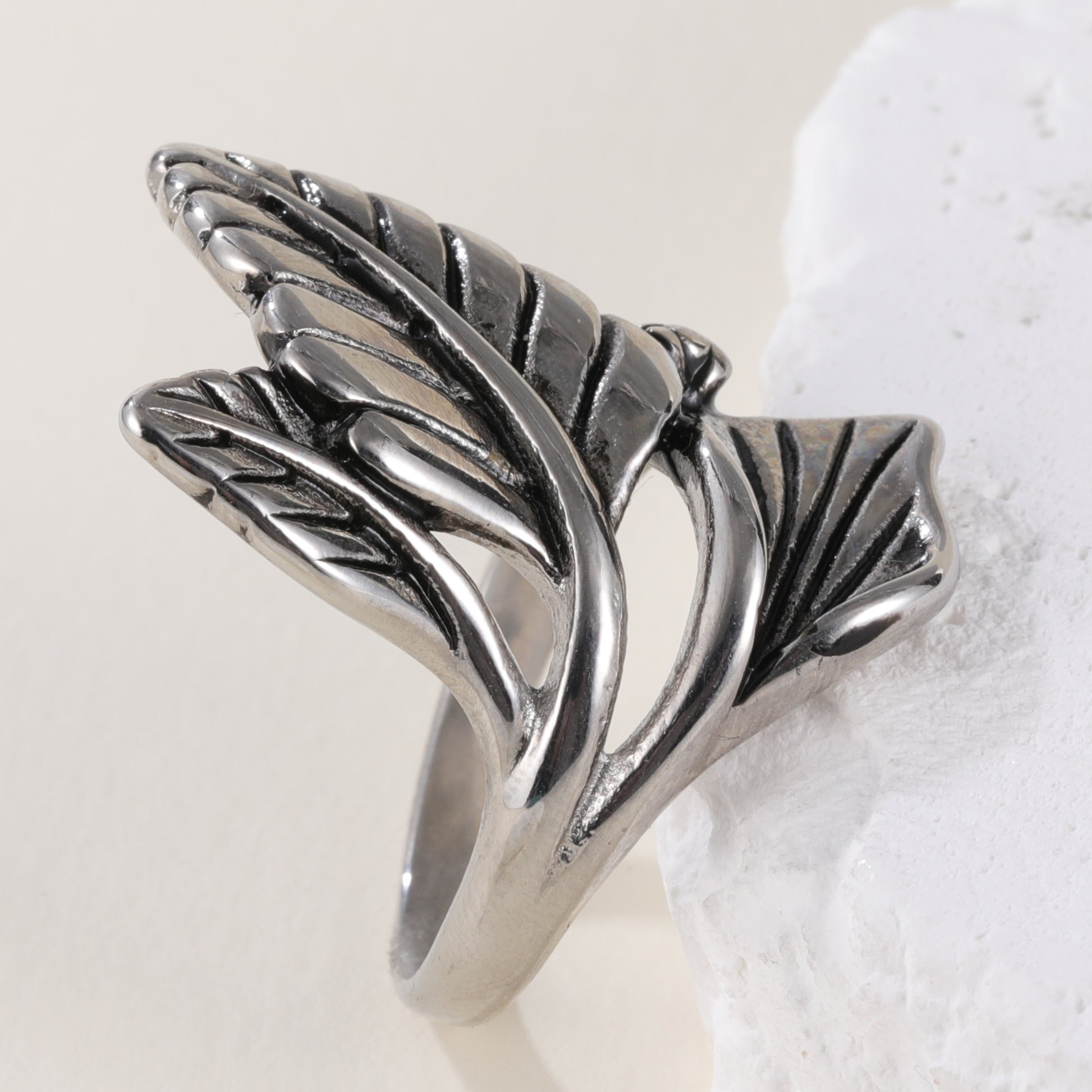 Simple Natural Leaf Silver Stainless Steel Women's Ring丨K07151