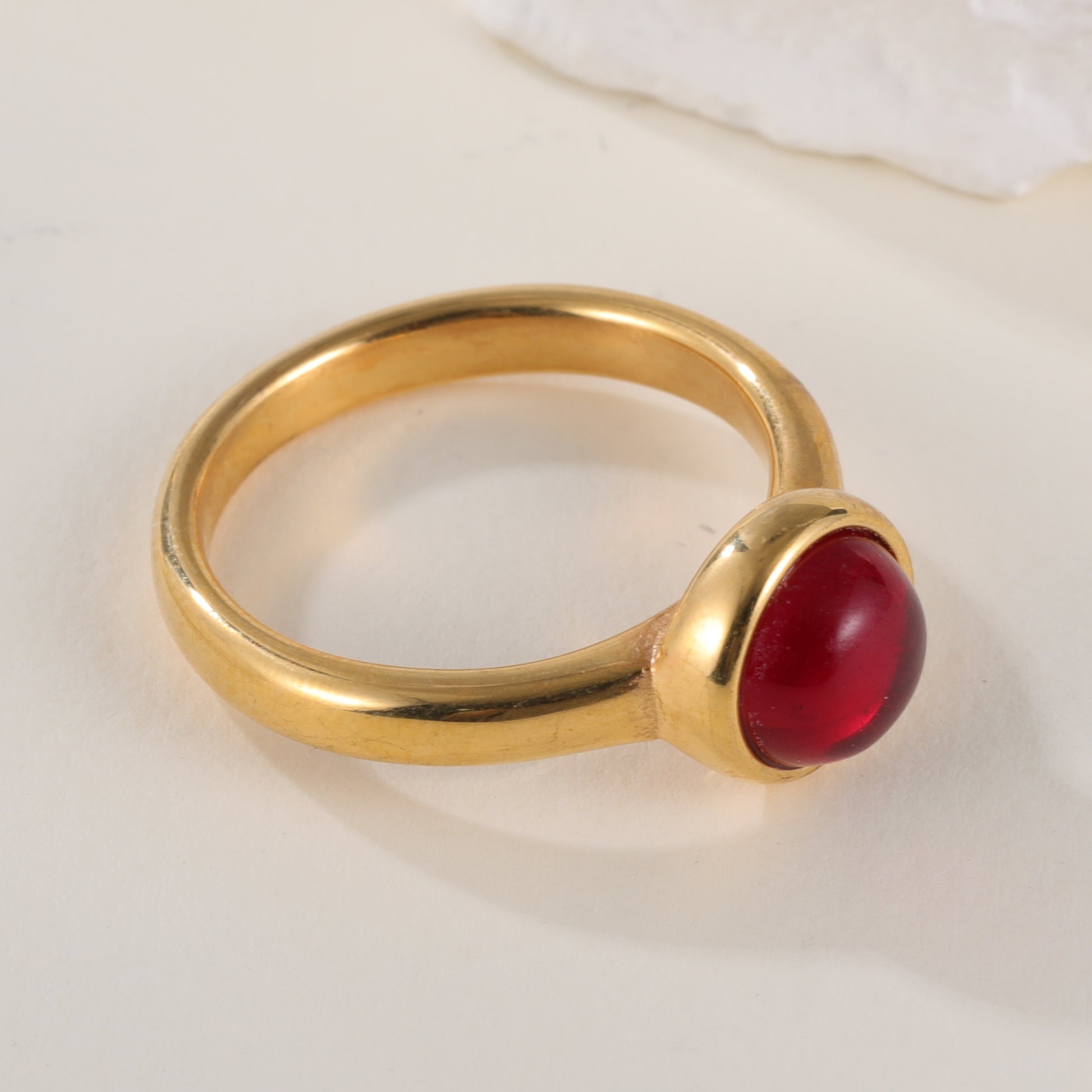 Classic Minimalist Stainless Steel Ring with Red Cabochon Gemstone, Round Gemstone Design, Modern Elegant Style, Perfect Fashion Ring for Women, Ideal Gift