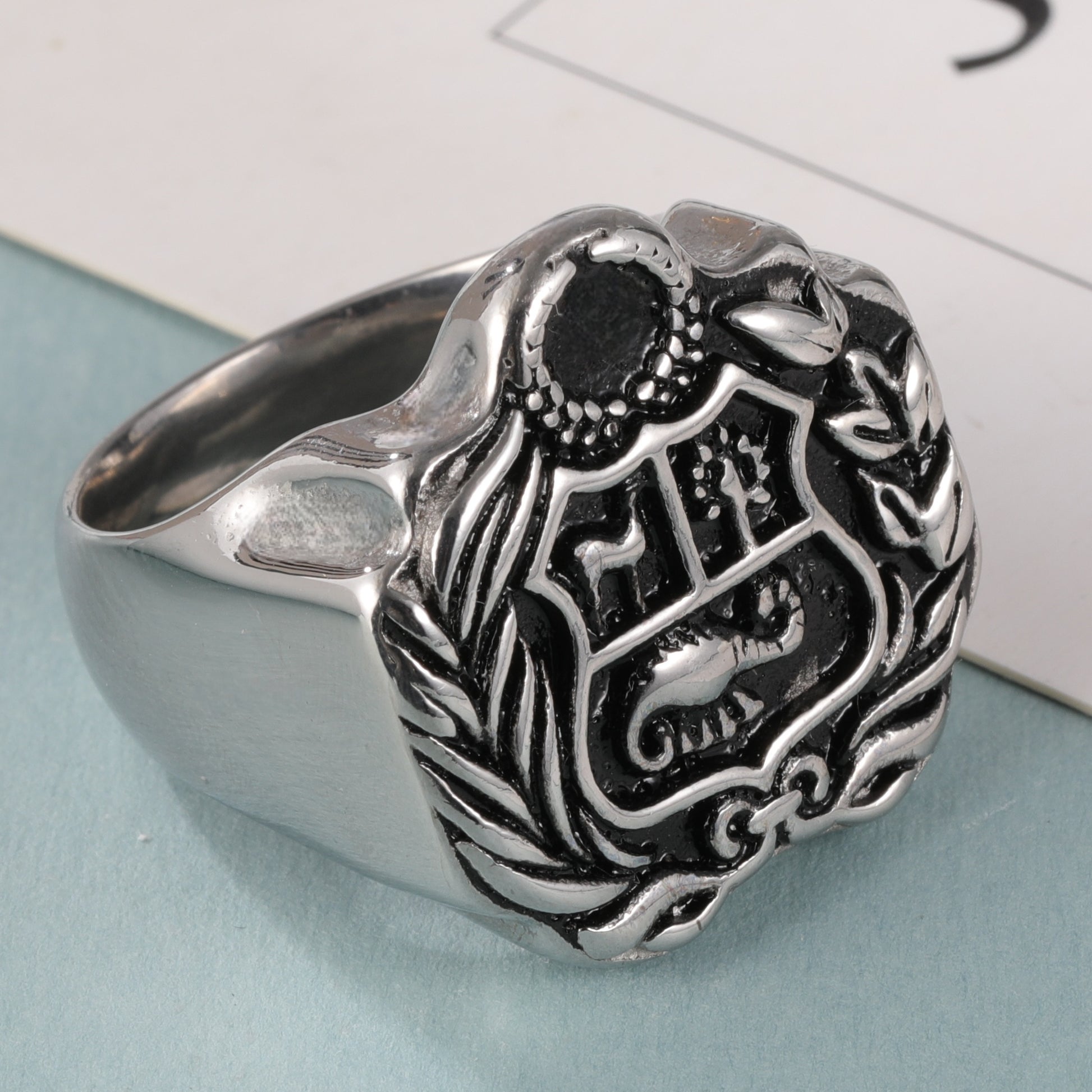 Vintage Family Crest Stainless Steel Men's Ring丨G002926