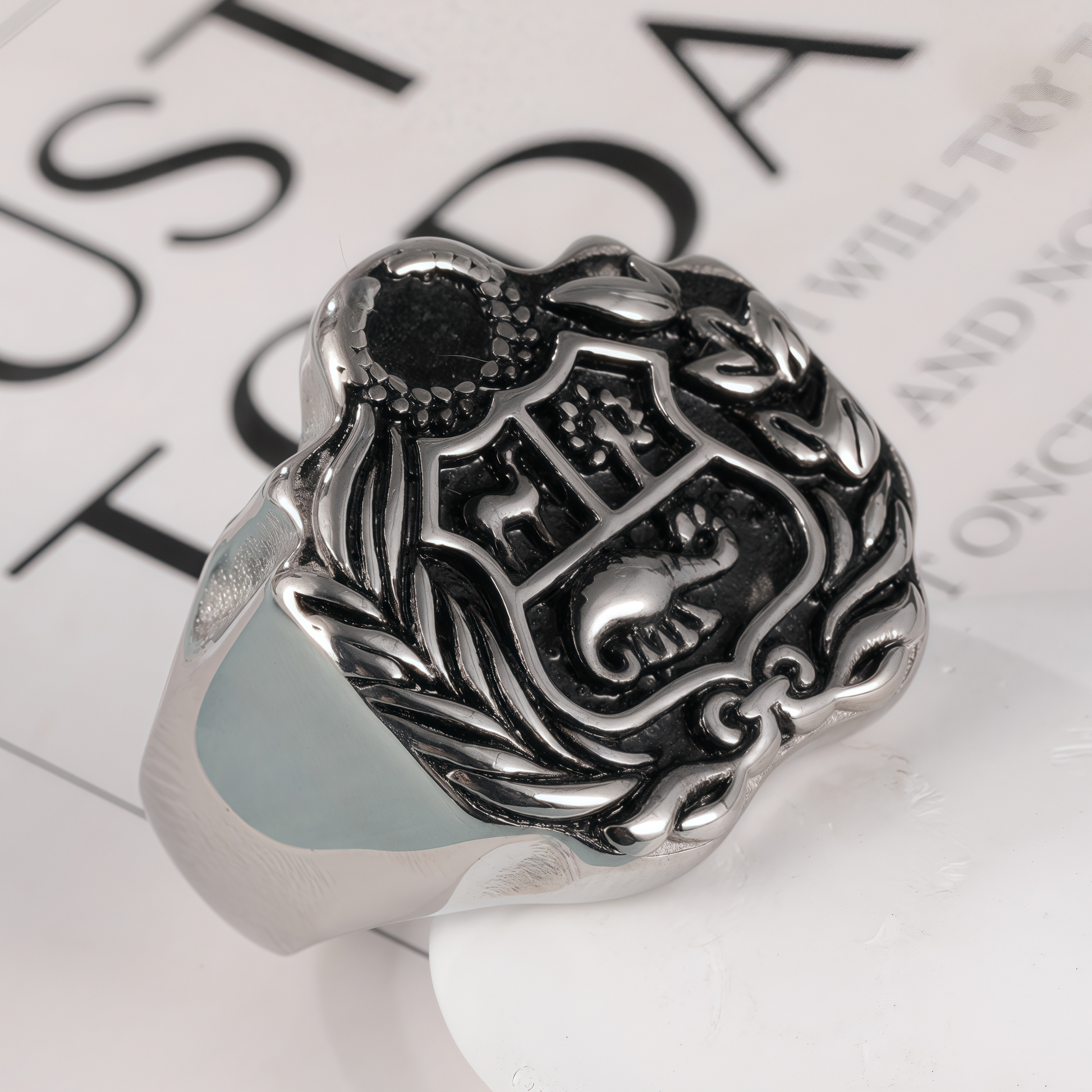 Vintage Family Crest Stainless Steel Men's Ring丨G002926
