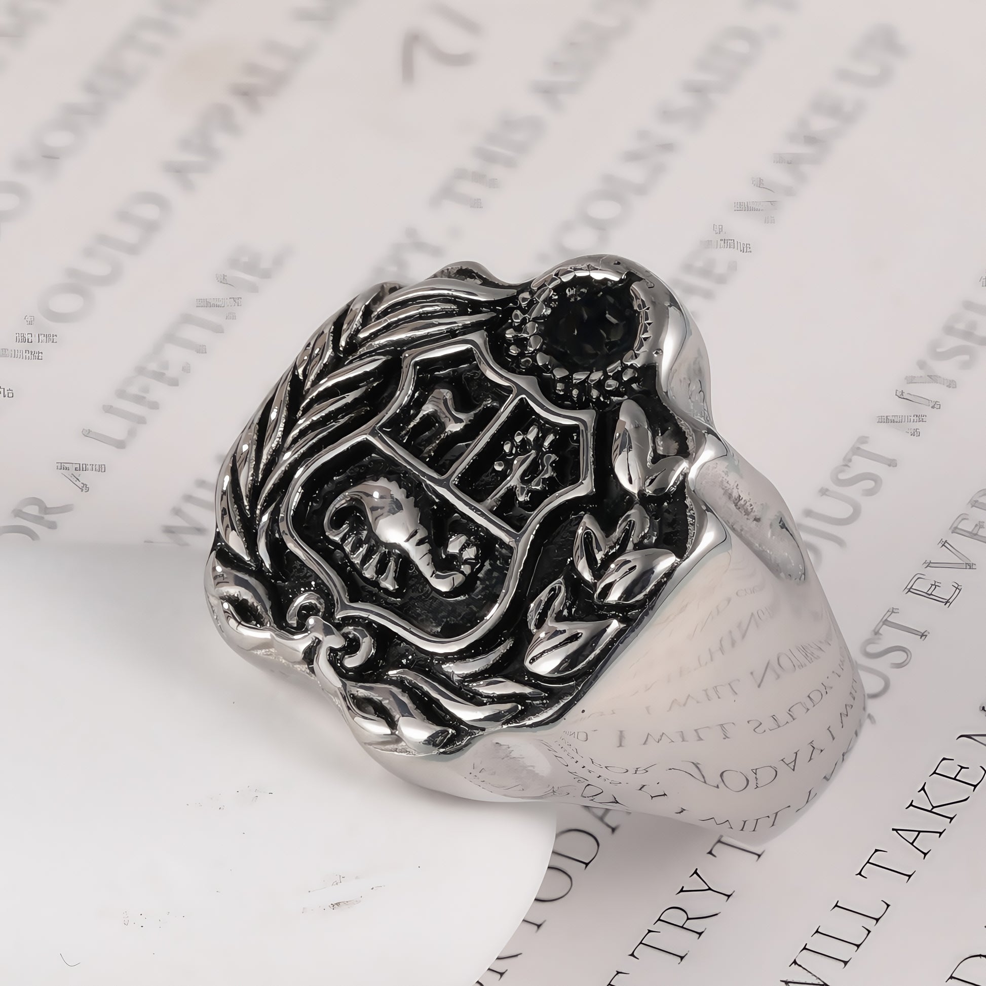 Vintage Family Crest Stainless Steel Men's Ring丨G002926