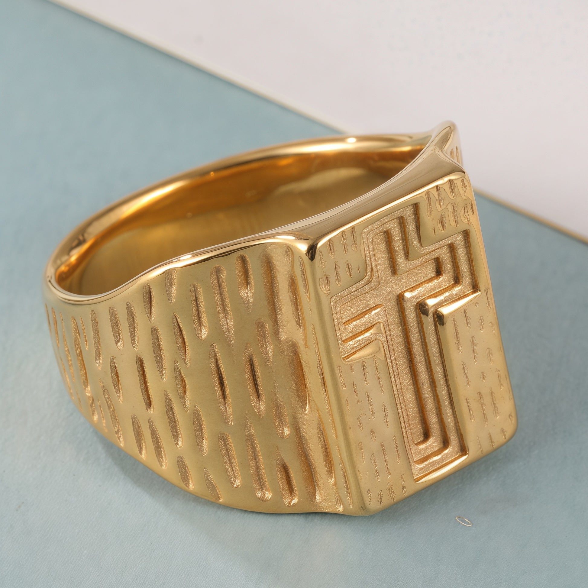 24k Gold Plated Cross Stainless Steel Men's Ring丨G002342