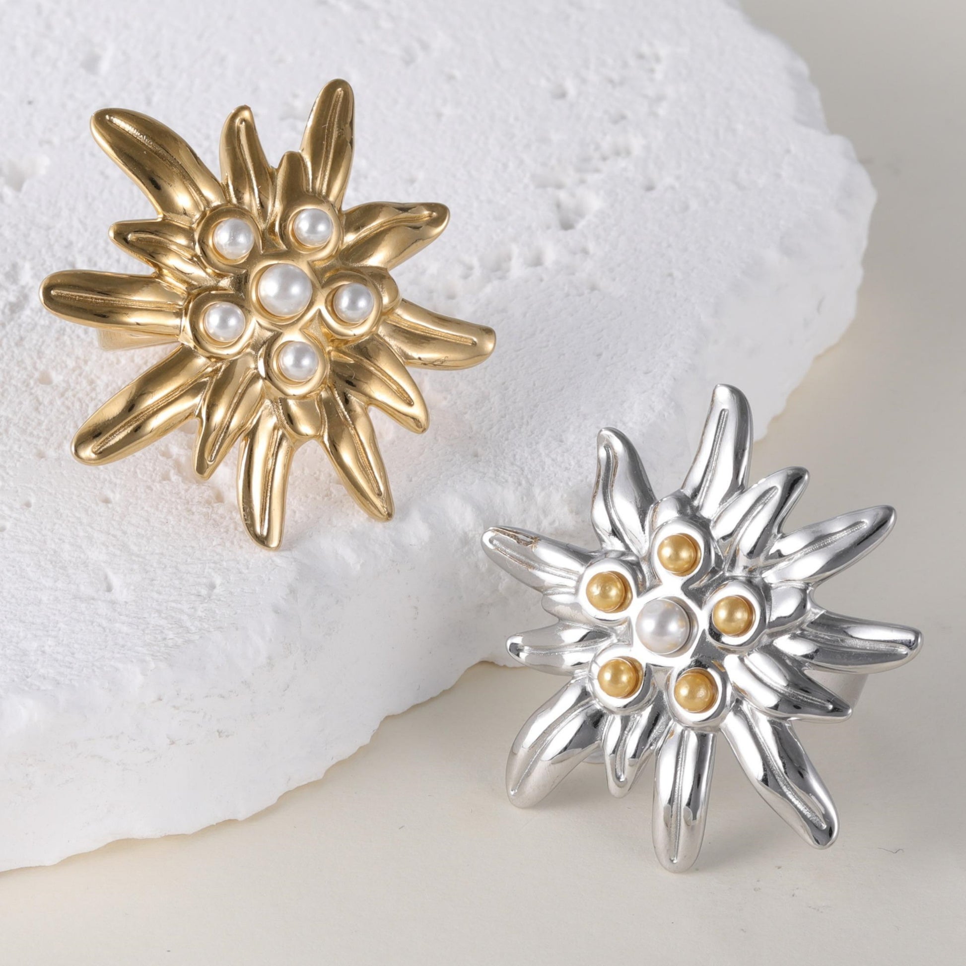 Elegant Ladies Flower Pearl Stainless Steel Ladies Waterproof Ring丨K003674
