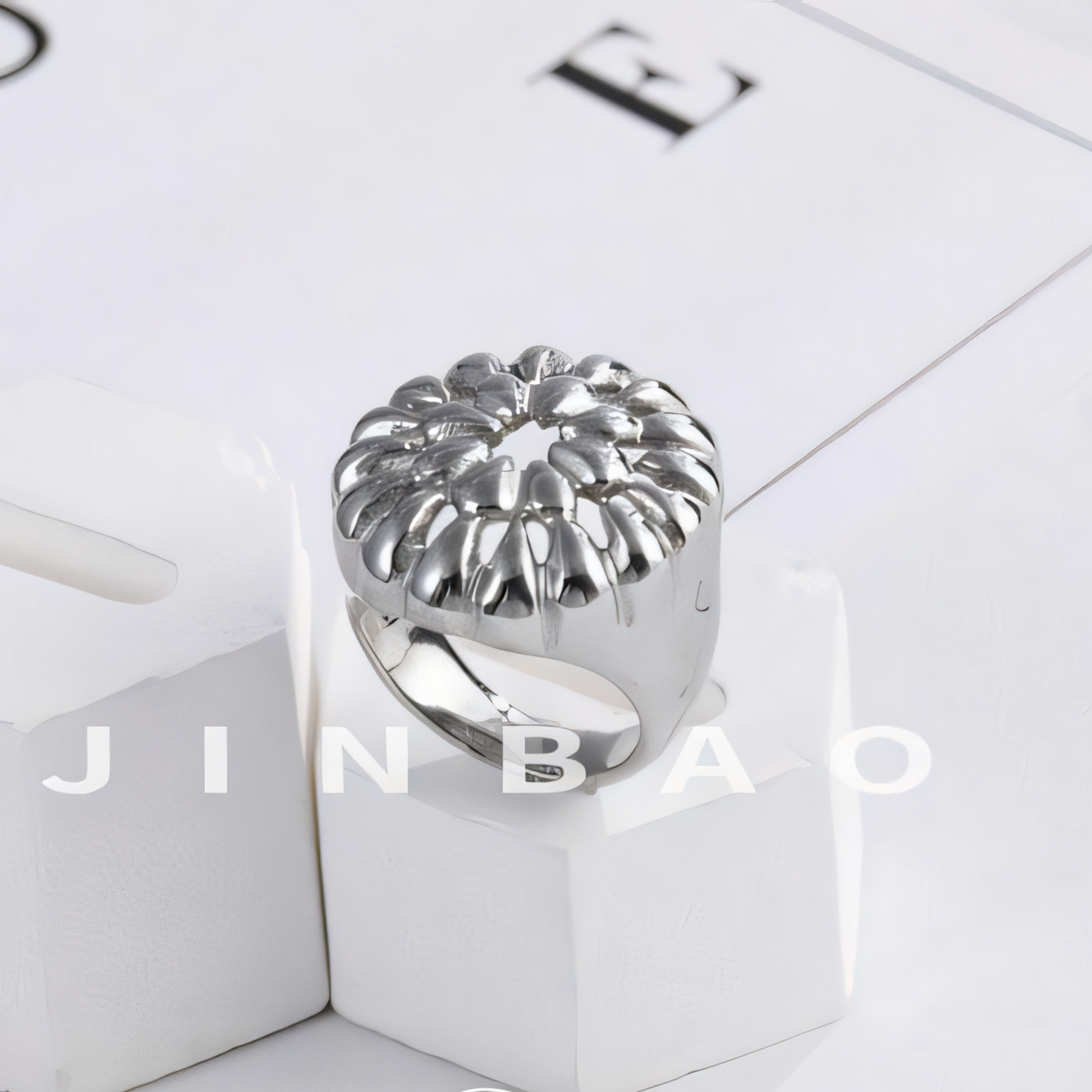 Elegant Flower Shaped Stainless Steel Ring Retro Chic Women Ring | ML089