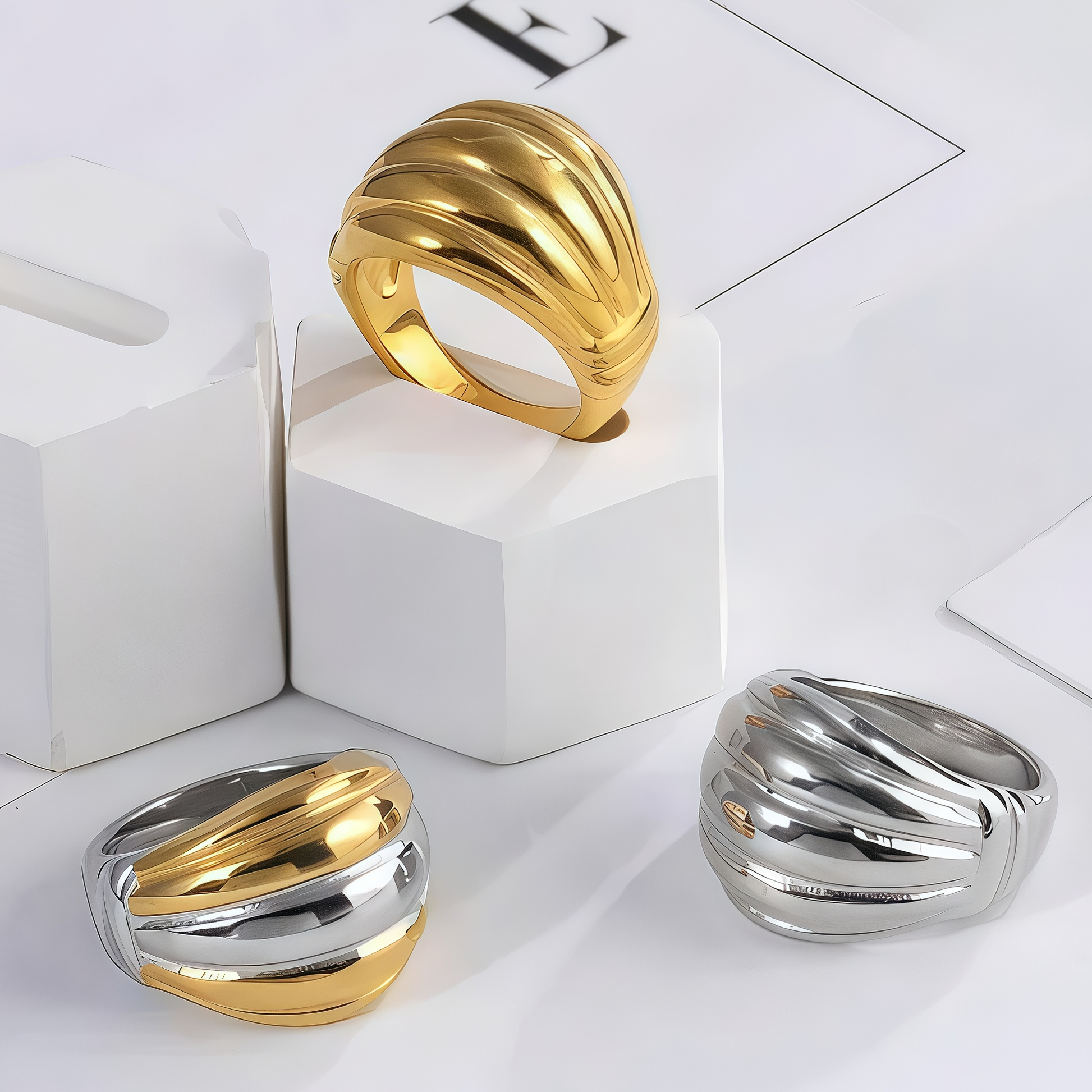 Elegant Wave Pattern Stainless Steel Ring Fashionable Women's Ring | G00138