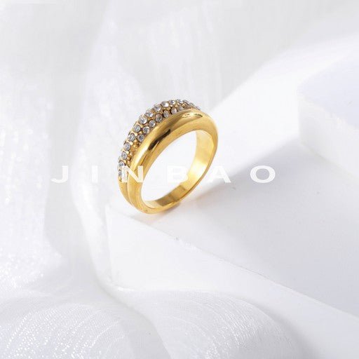 European Style Diamond-Studded Stainless Steel Ring Women's Delicate Design | N00707