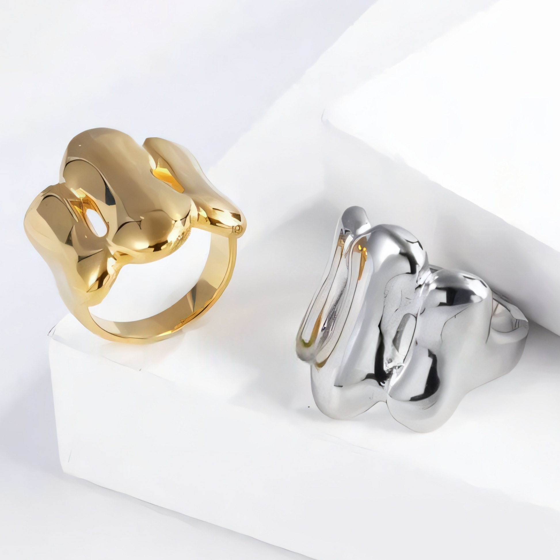 Fashion Streamlined Stainless Steel Wavy Ring Women's Ring | G004270-1