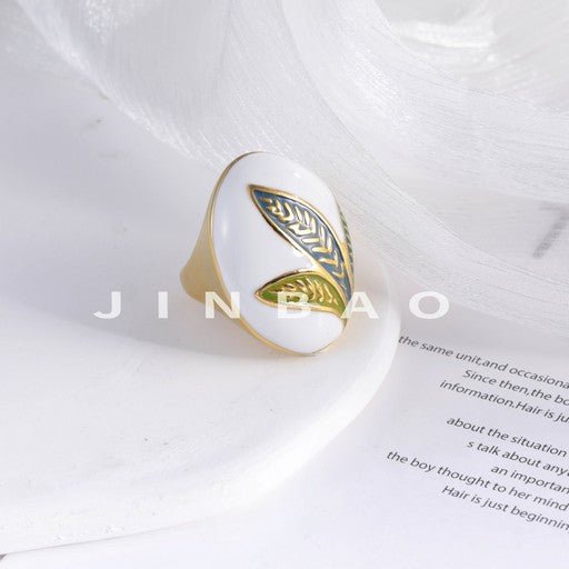 Fashionable Leaf-Shaped Stainless Steel Ring for Women | G004592