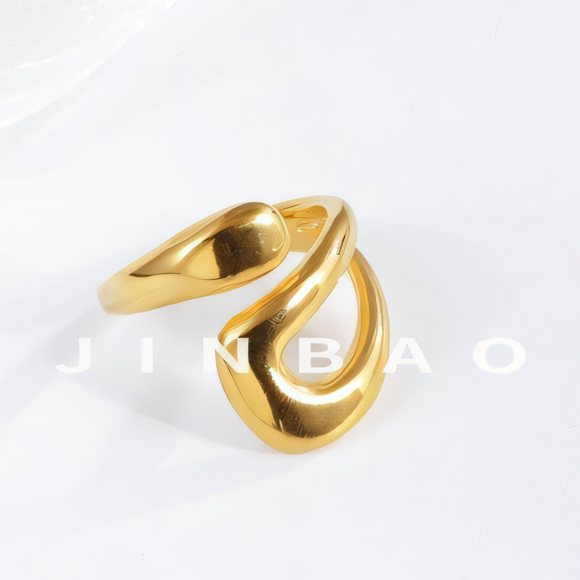 Polished simple curved stainless steel women's ring | G00580