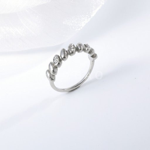 Minimalist Embedded Diamond Waterdrop Ring Women's Light Luxury Stainless Steel Band | N001503