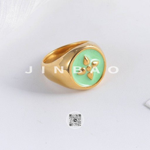 Modern Gold Flower Design Ring Simple and Fashionable for Women | G00959