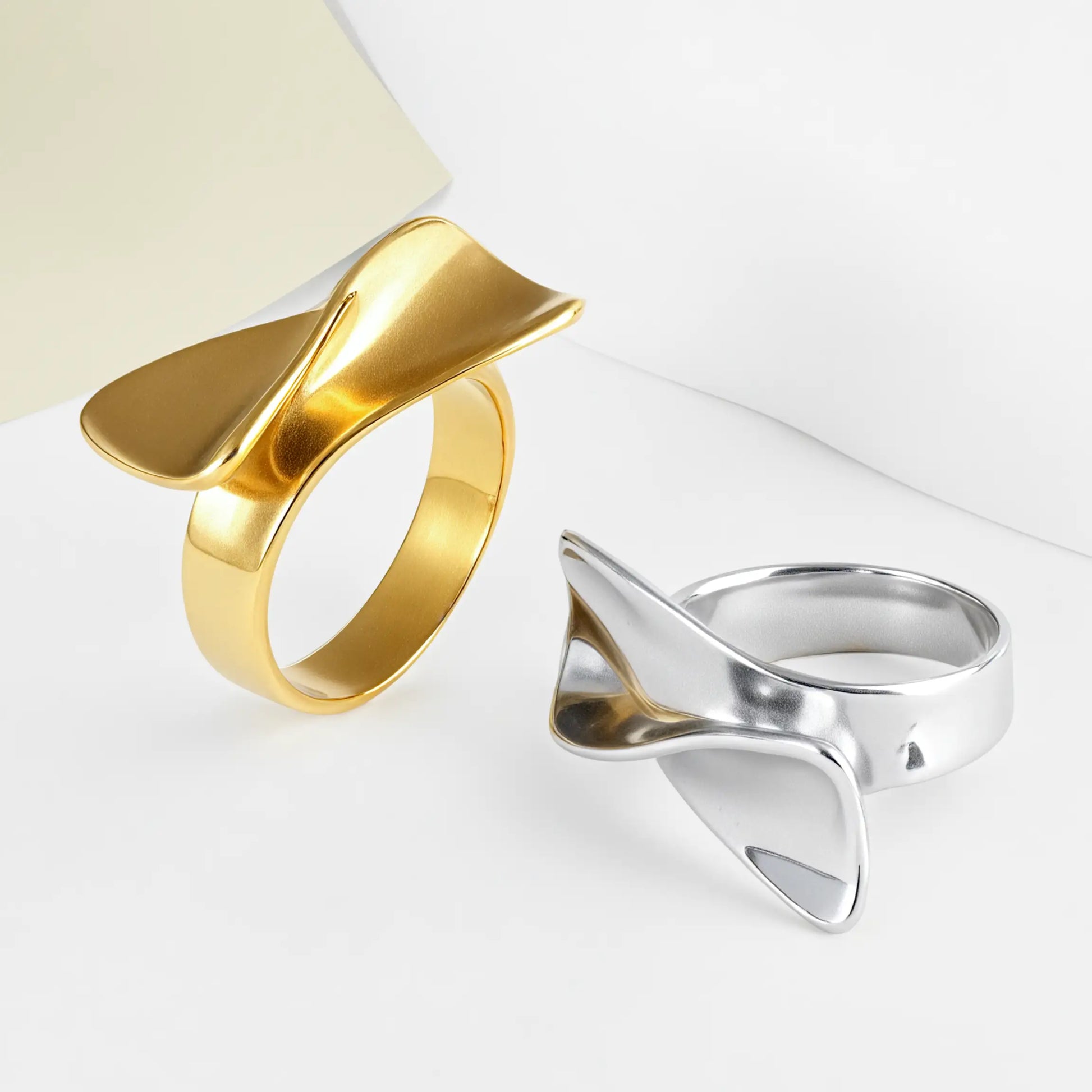 Sleek Minimalist Stainless Steel Twist Ring Classic Fashion for Women | G004493