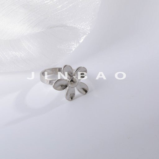 Vintage Floral Stainless Steel Ring Elegant Flower Jewelry for Women | G03655
