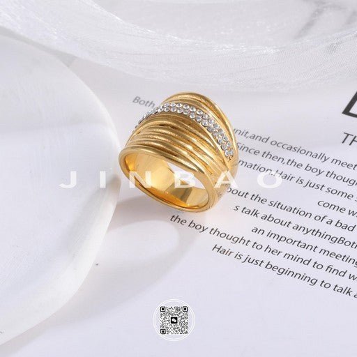 Wavy Design Diamond Inlay Ring Women's Fashion Gold Stainless Steel Band | G003860